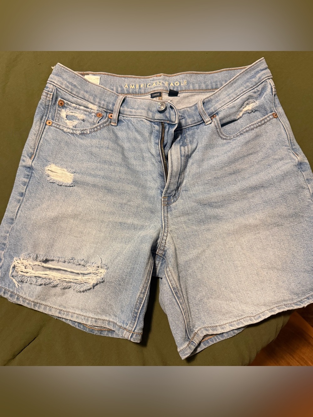 American Eagle Outfitters Light Blue Distressed Denim Shorts- Strigid- Worn once